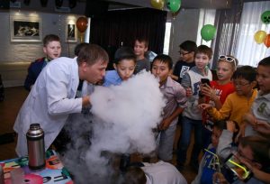 Азотное шоу для подростков в школу