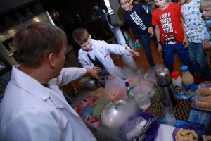 Что подарить подростку на день рождения