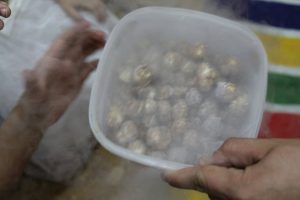 конфеты в Азотное шоу