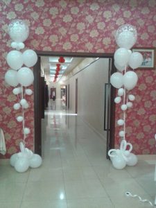 элитное оформление зала шарами