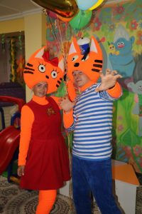 three cats almaty (3)